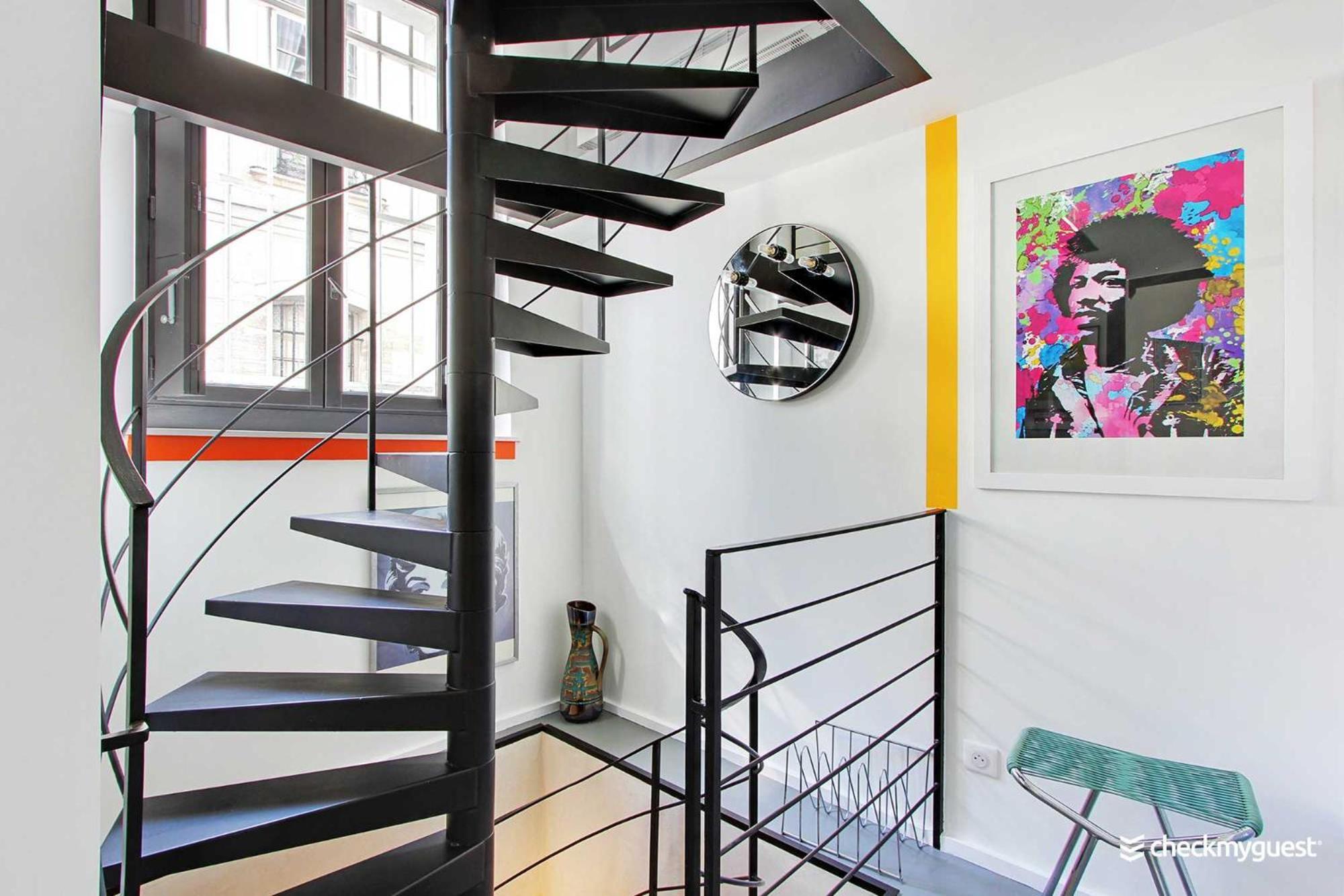 Authentic - 2br-6p - Le Marais Apartment *