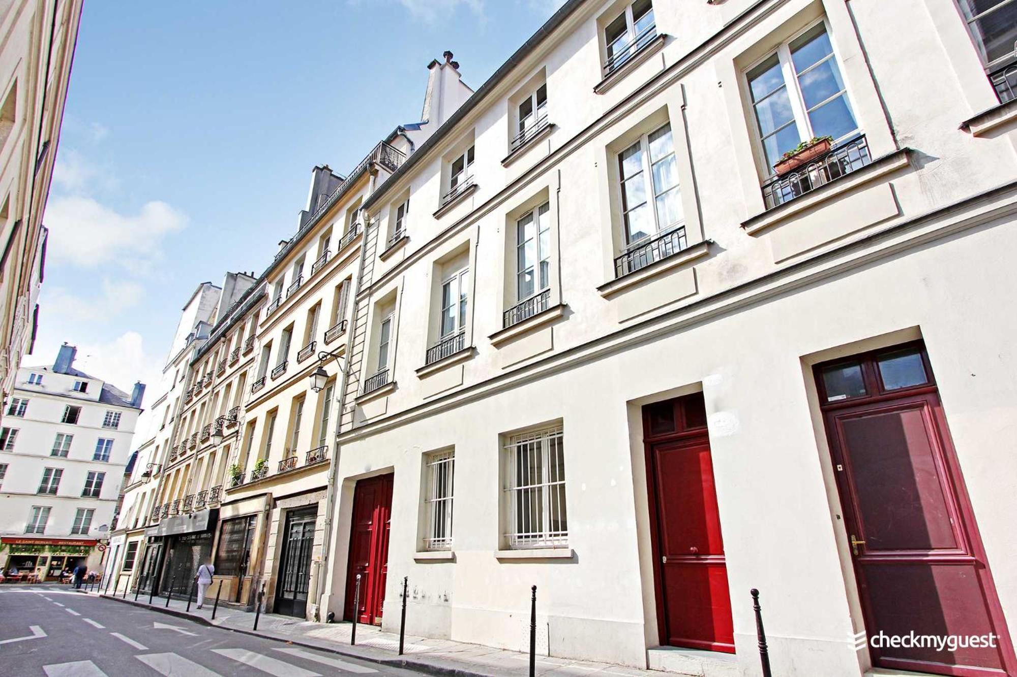 Apartment Authentic - 2br-6p - Le Marais *